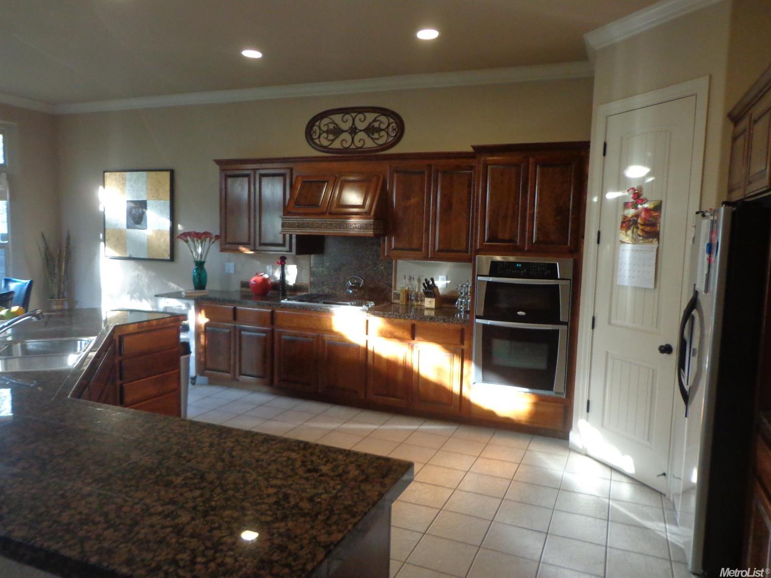 2517 Gunn Rd, Carmichael, CA 95608 photo 14