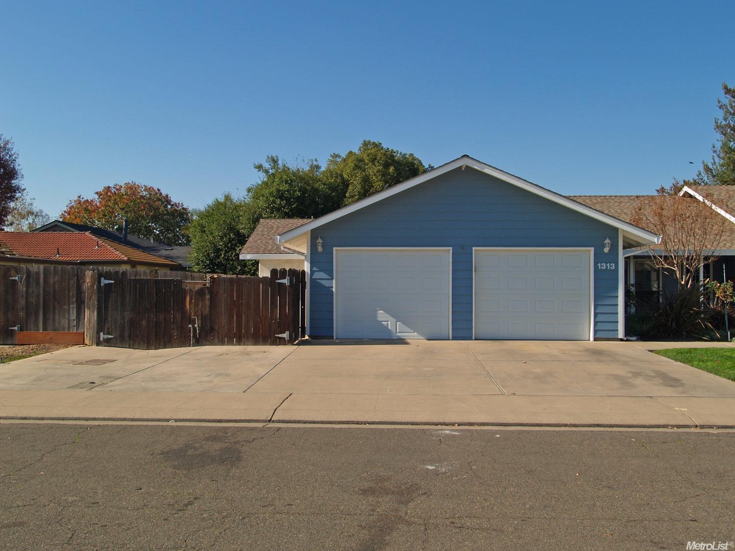 1313 Fruitridge Dr, Modesto, CA 95351 photo 4