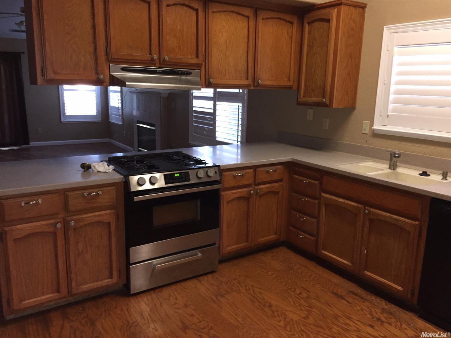 2705 Bernstein Dr, Modesto, CA 95358 photo 3