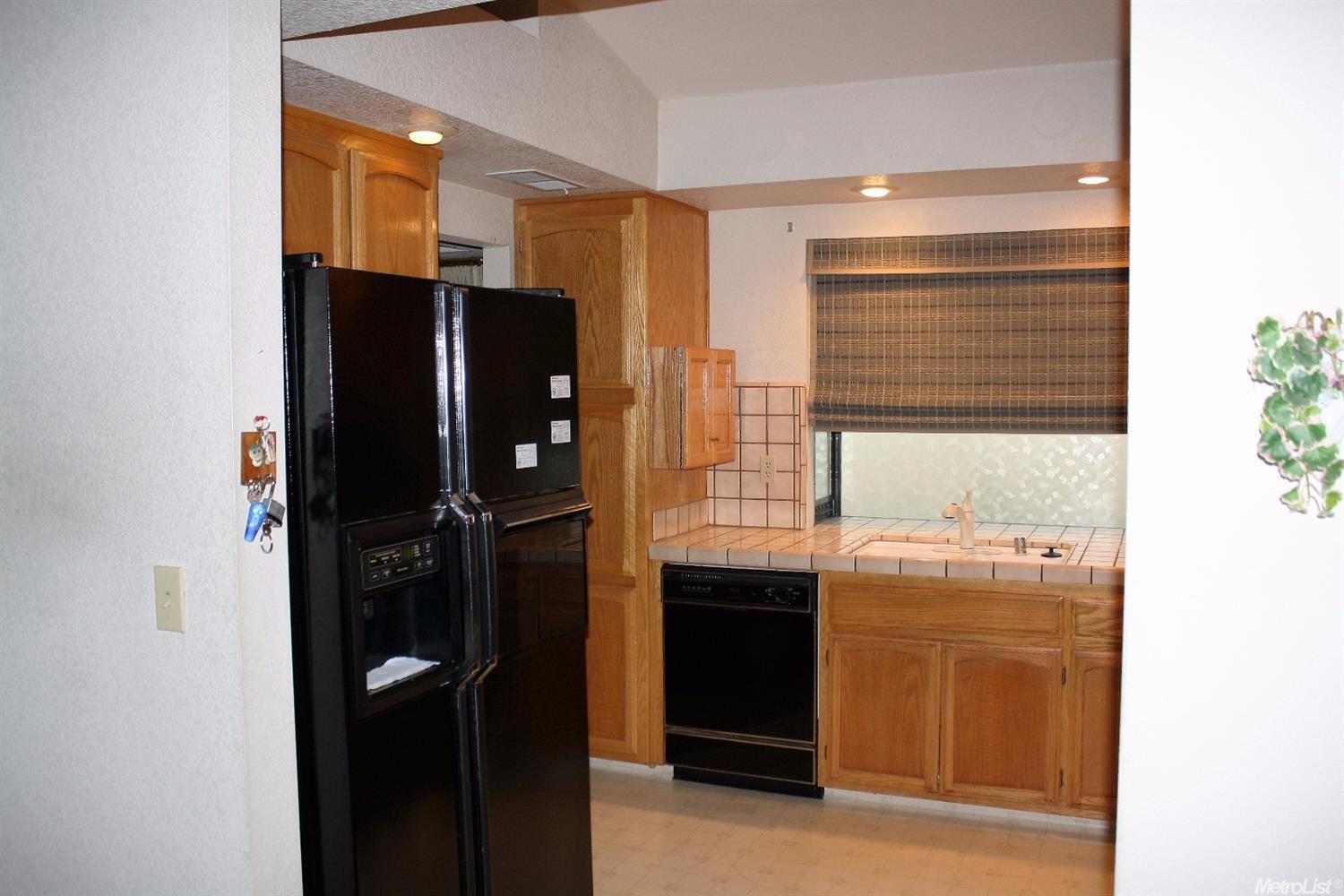 1317 Riverette Dr, Modesto, CA 95351 photo 3