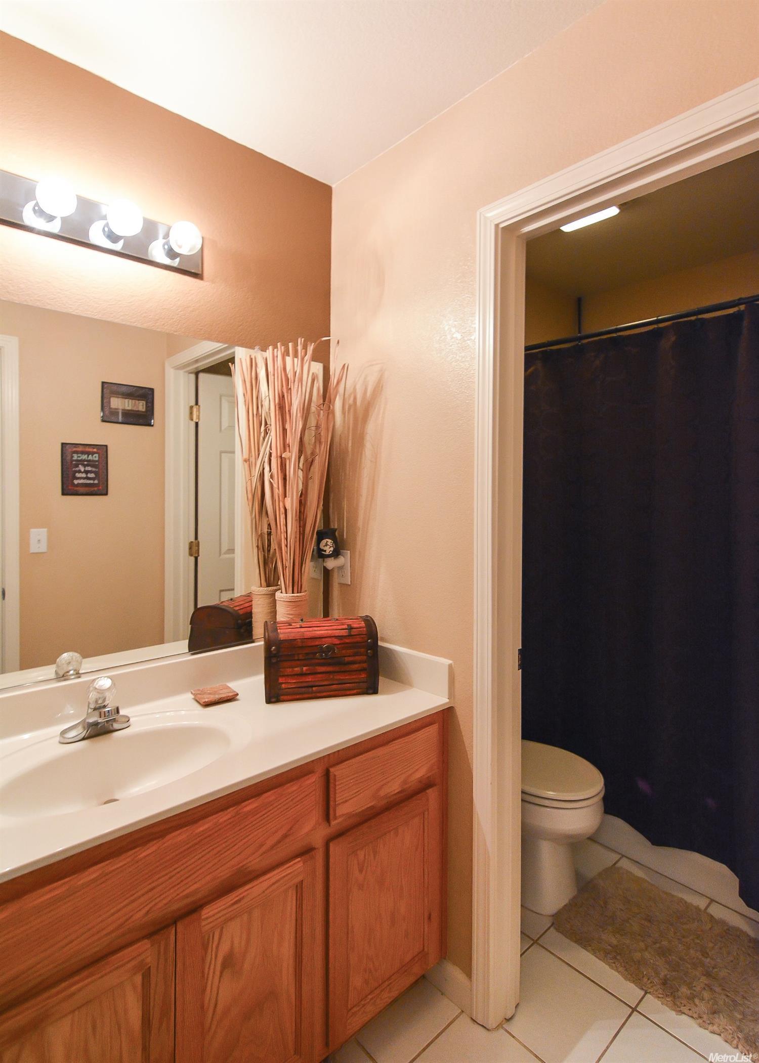 1714 Ray Wise Ln, Tracy, CA 95376 photo 16