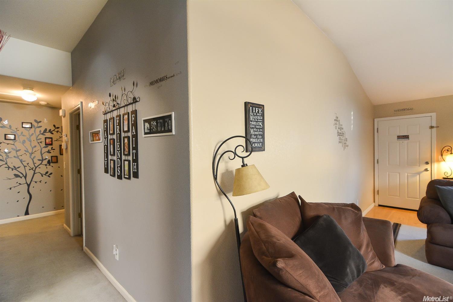 1714 Ray Wise Ln, Tracy, CA 95376 photo 9