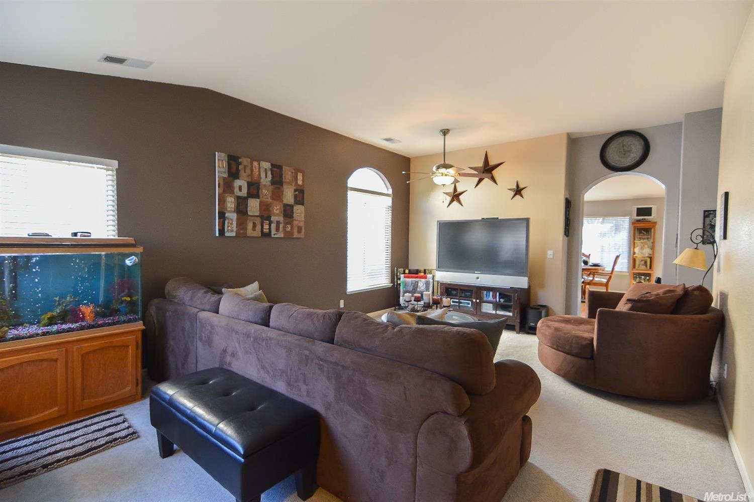 1714 Ray Wise Ln, Tracy, CA 95376 photo 7