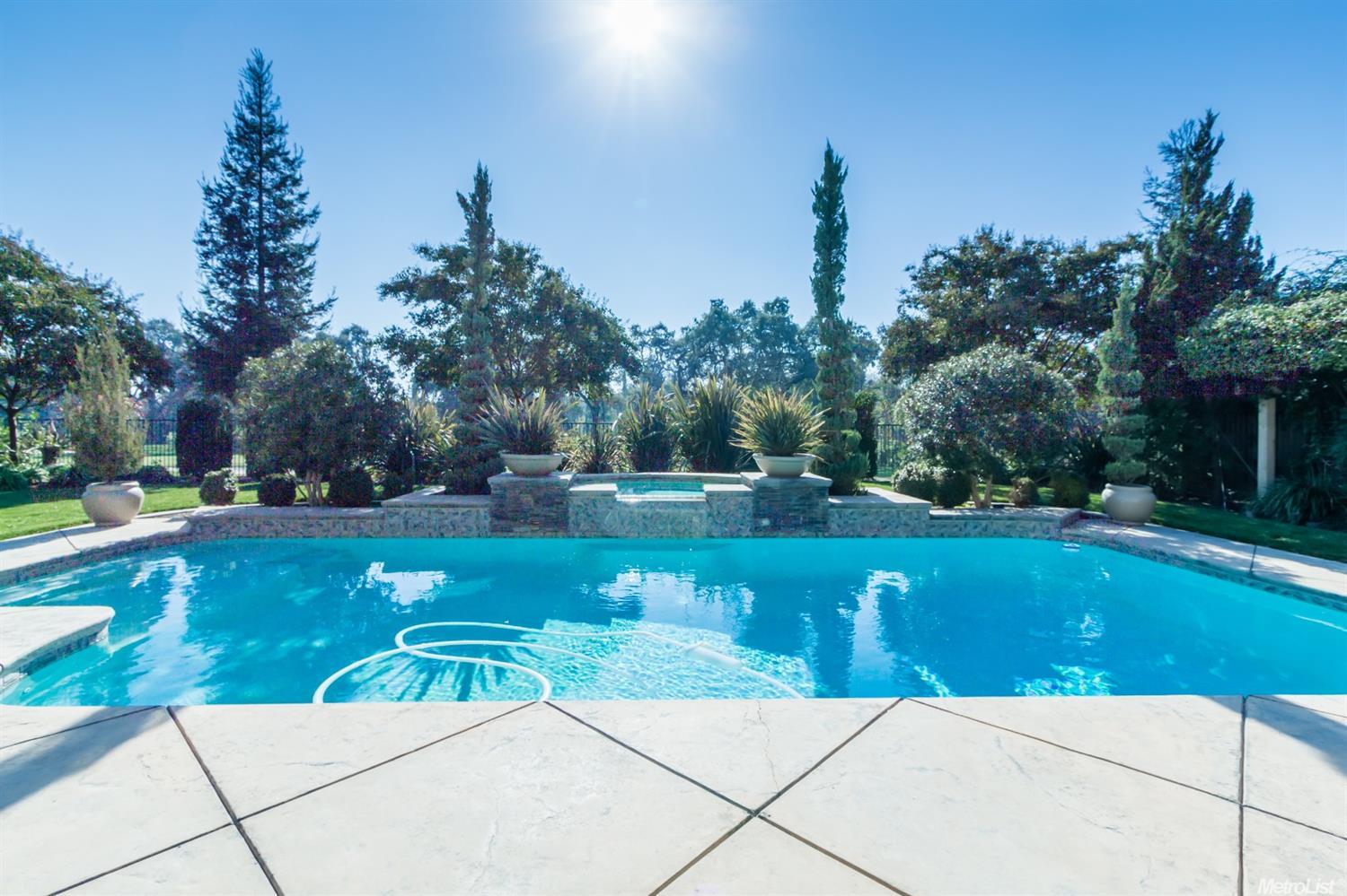 2032 Fairway Oaks Dr, Ripon, CA 95366 photo 32