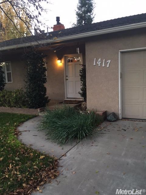 1417 Pearl St, Modesto, CA 95350 photo 1