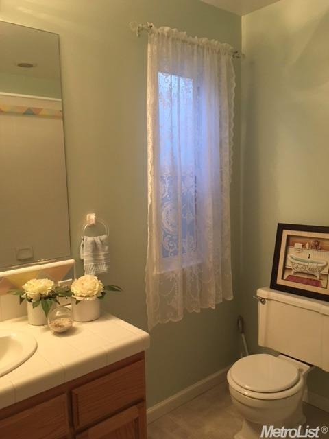 1417 Pearl St, Modesto, CA 95350 photo 5