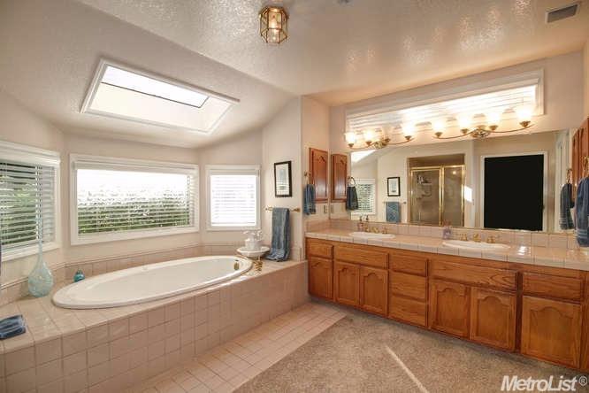 6342 Mineral Ct, Carmichael, CA 95608 photo 14