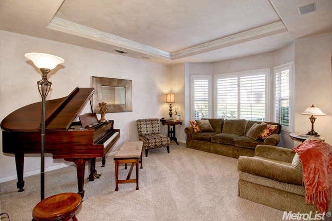 6342 Mineral Ct, Carmichael, CA 95608 photo 4