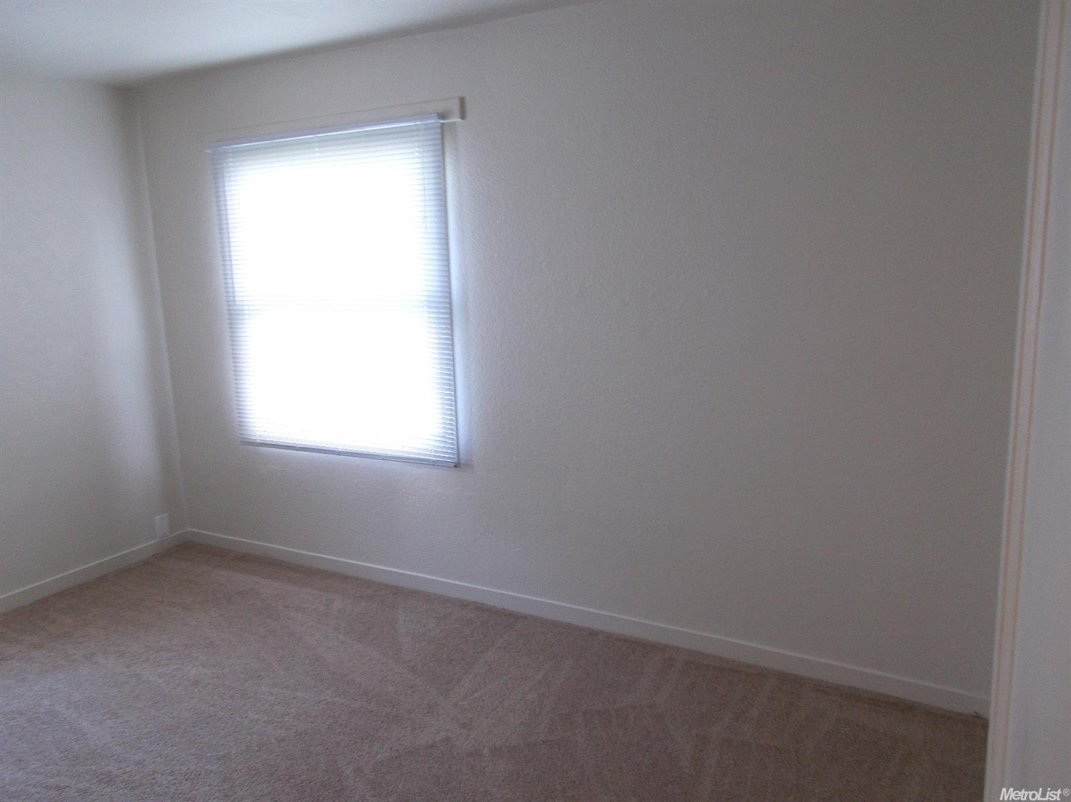 1940 Sequoia St, Ceres, CA 95307 photo 10