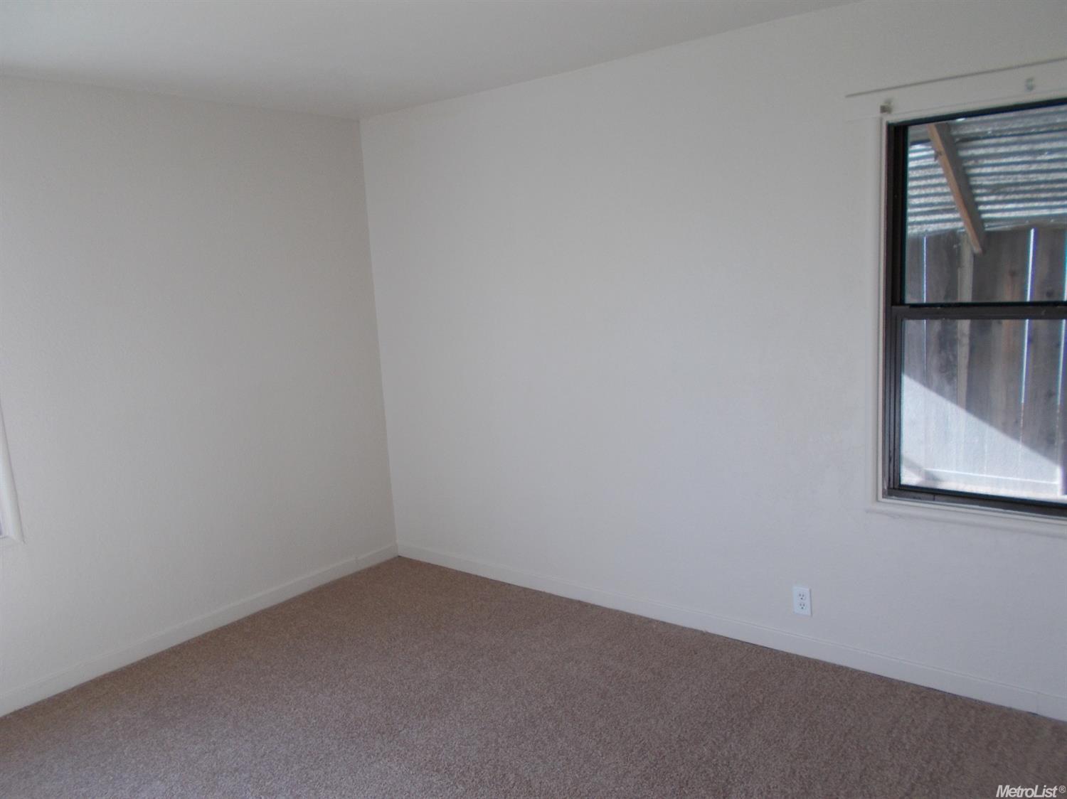 1940 Sequoia St, Ceres, CA 95307 photo 12