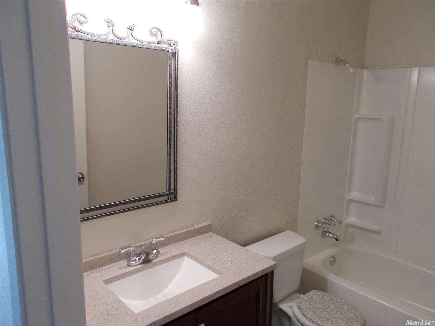 1940 Sequoia St, Ceres, CA 95307 photo 13
