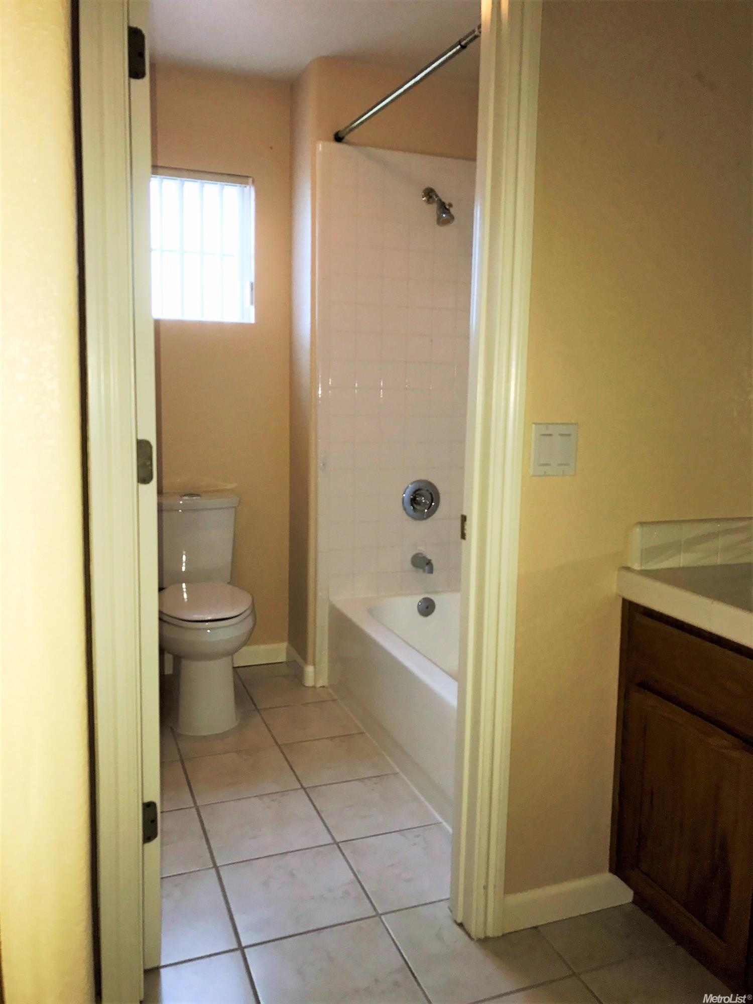2209 Yellowstone Ave, Tracy, CA 95377 photo 16