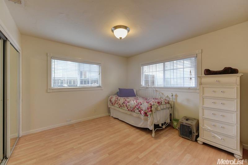 2338 Gunn Rd, Carmichael, CA 95608 photo 9