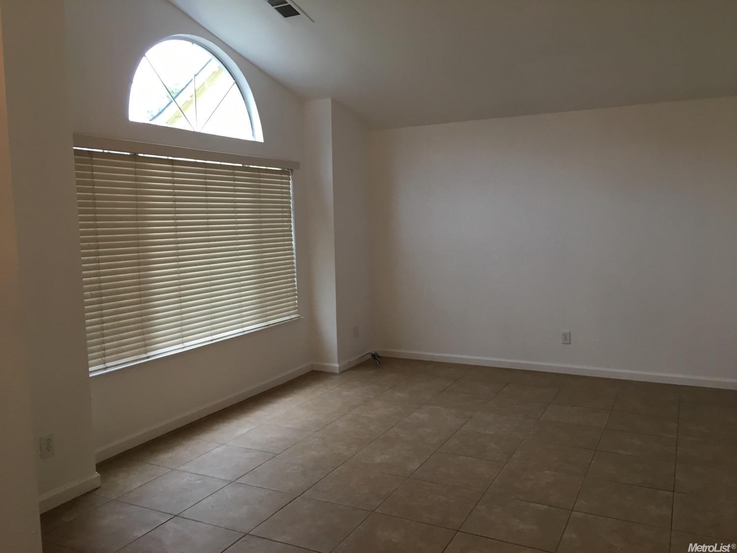 412 Cassidy Ct, Modesto, CA 95356 photo 9