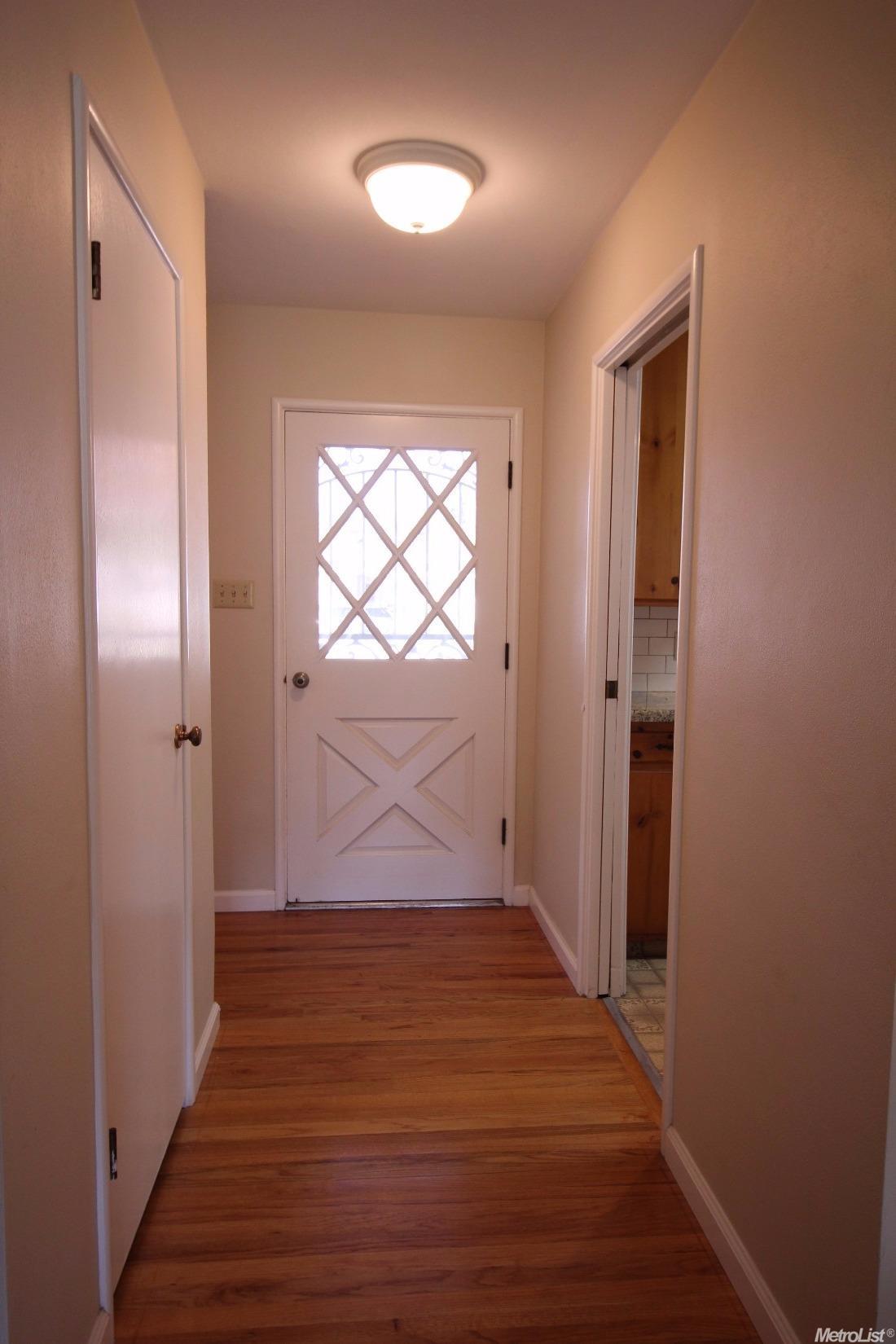 1206 Chehalem Dr, Modesto, CA 95350 photo 2