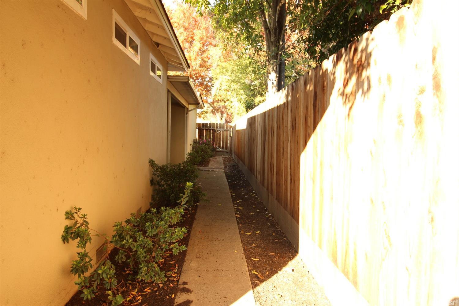 1206 Chehalem Dr, Modesto, CA 95350 photo 22
