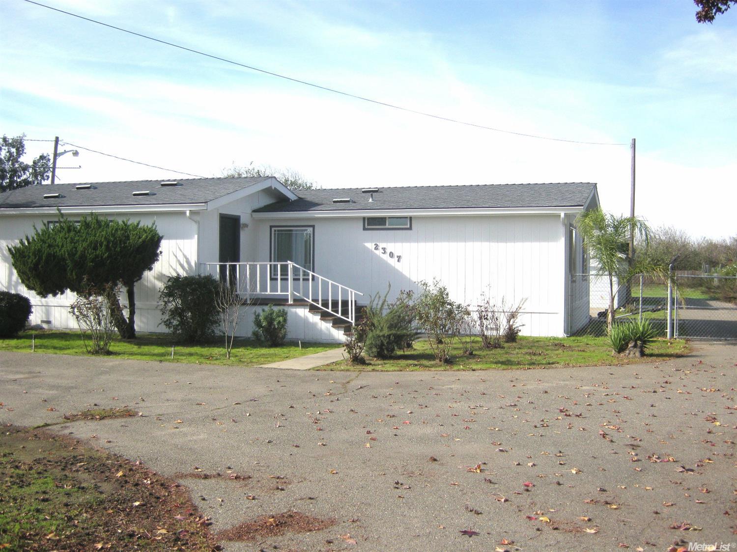 2307 Gilbert Rd, Ceres, CA 95307 photo 1