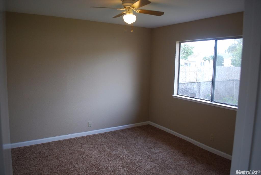 5618 Marsh St, Stockton, CA 95215 photo 9