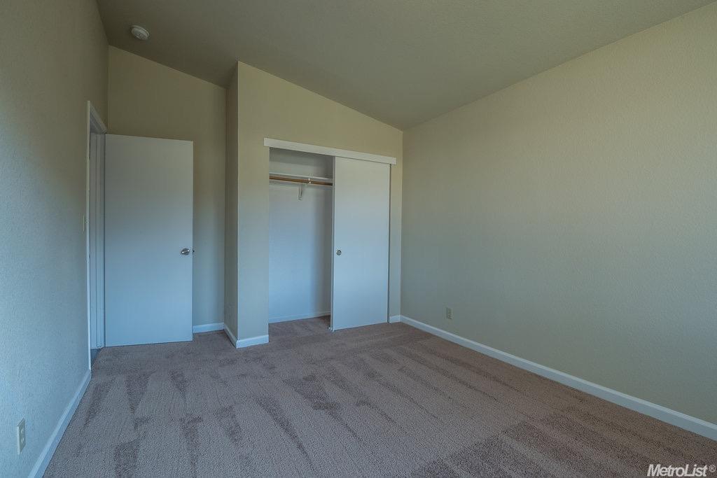 1063 Bear Hollow Ct, Patterson, CA 95363 photo 17