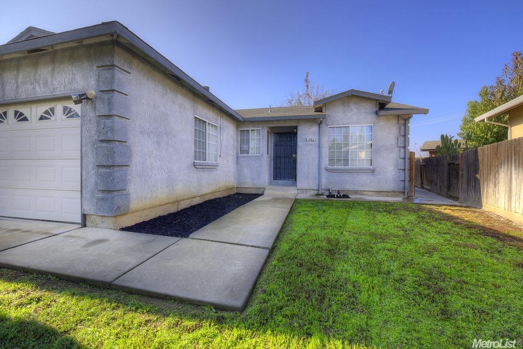 1063 Bear Hollow Ct, Patterson, CA 95363 photo 2