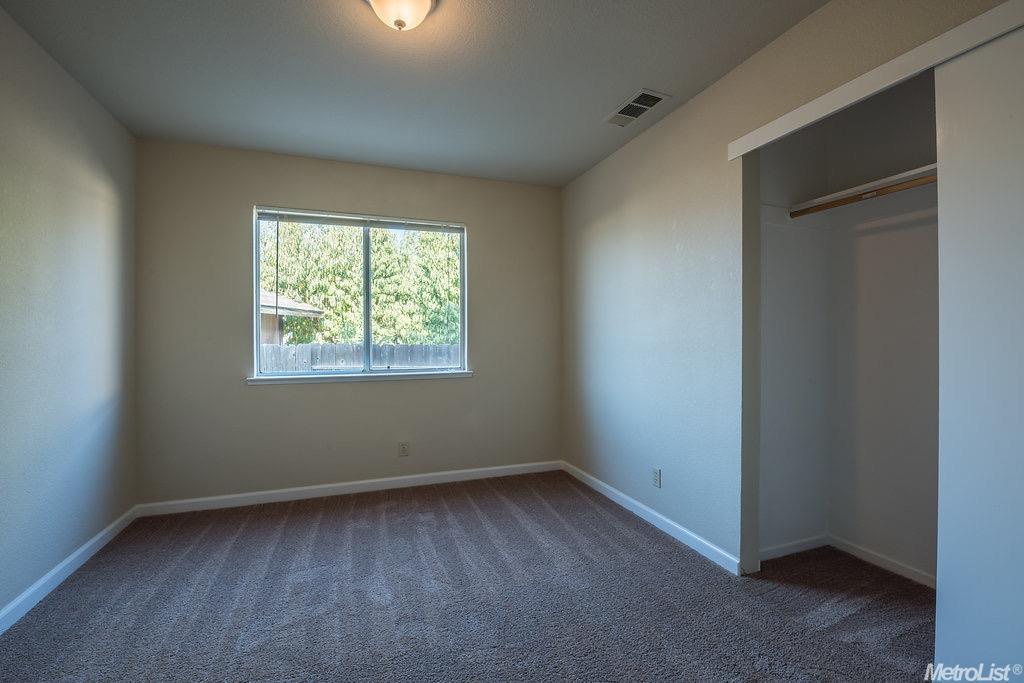 1063 Bear Hollow Ct, Patterson, CA 95363 photo 14