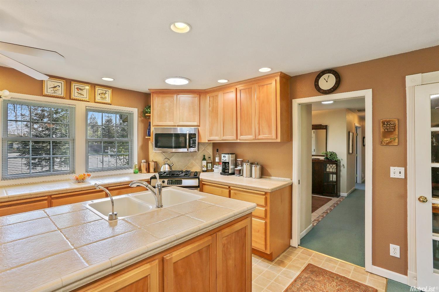 13633 Pinto Ln, Lodi, CA 95240 photo 3