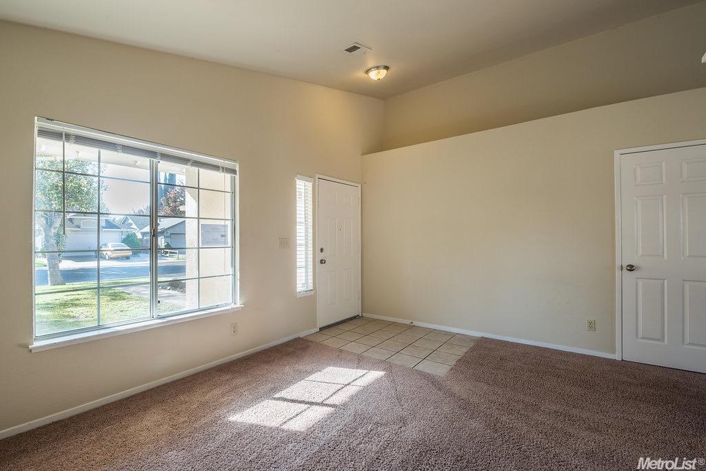 1317 Beringer Ct, Modesto, CA 95358 photo 7
