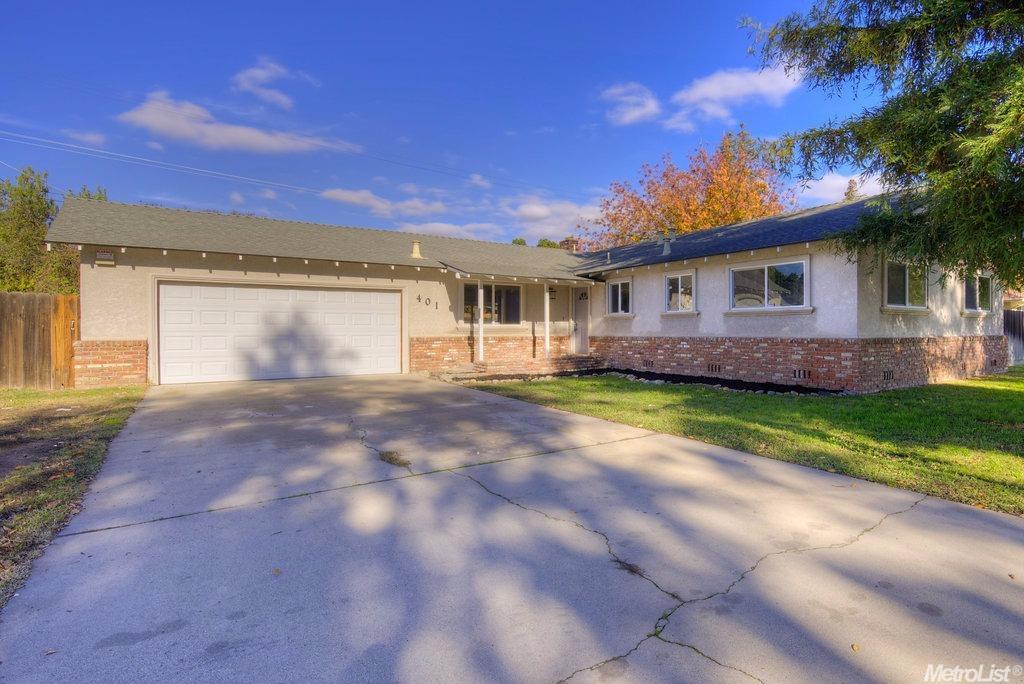 401 E Rumble Rd, Modesto, CA 95350 photo 1