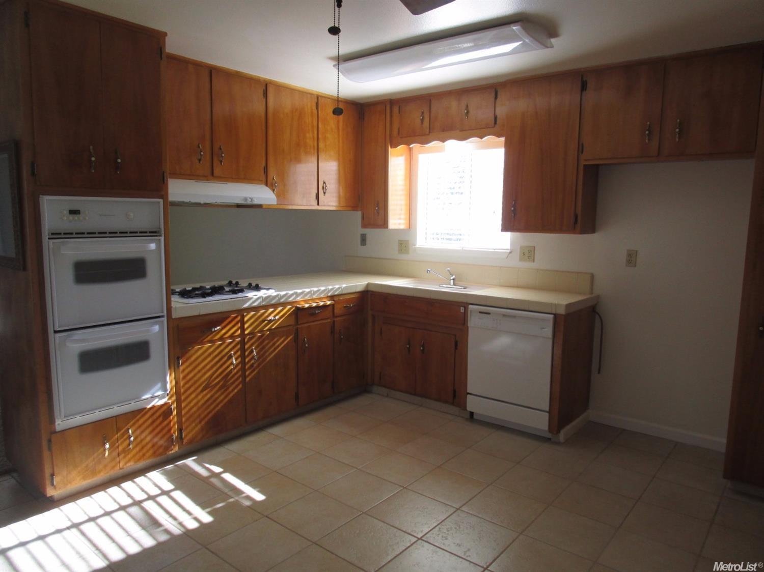 3608 Shawnee Dr, Modesto, CA 95356 photo 5