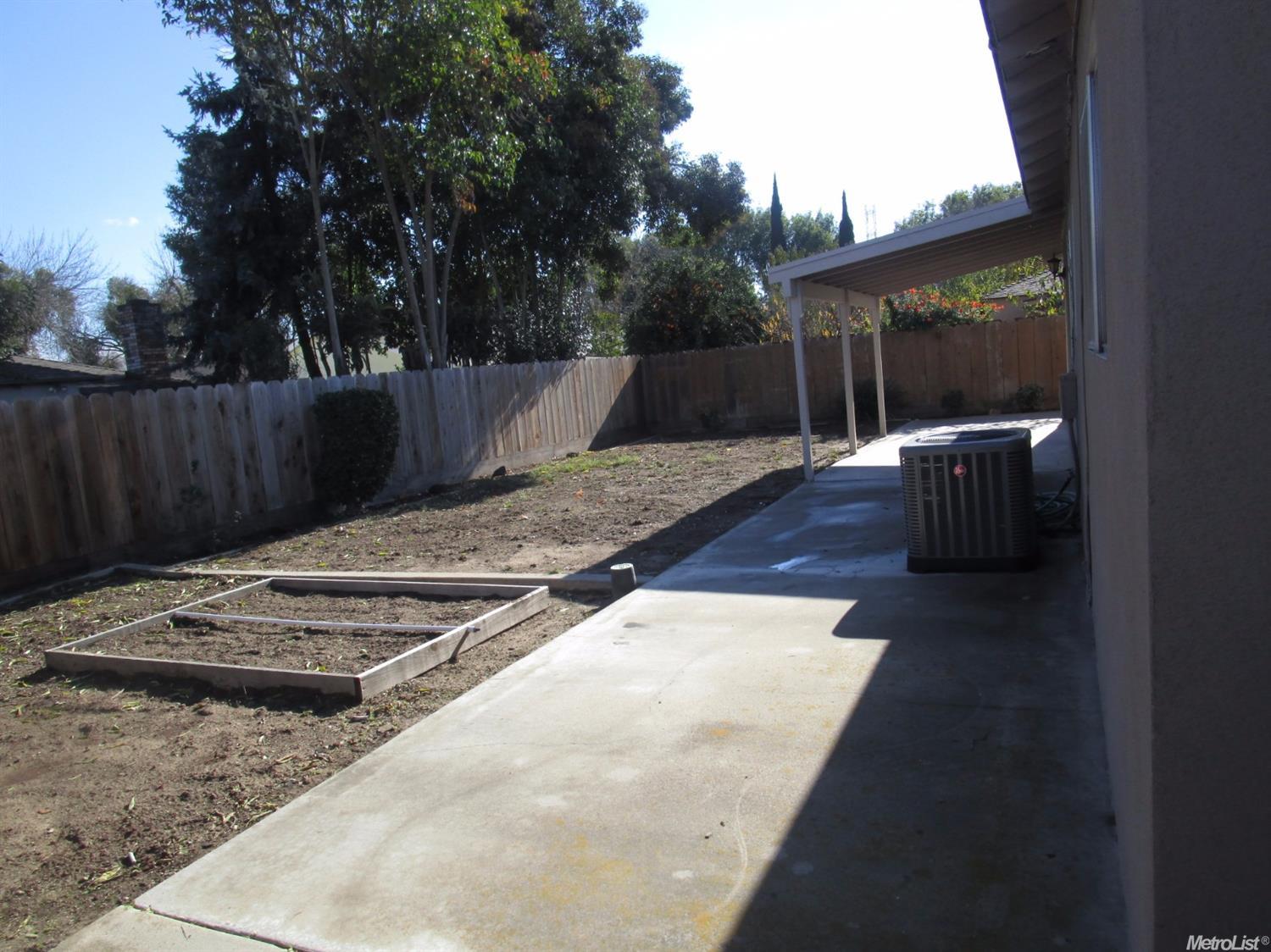 3608 Shawnee Dr, Modesto, CA 95356 photo 4