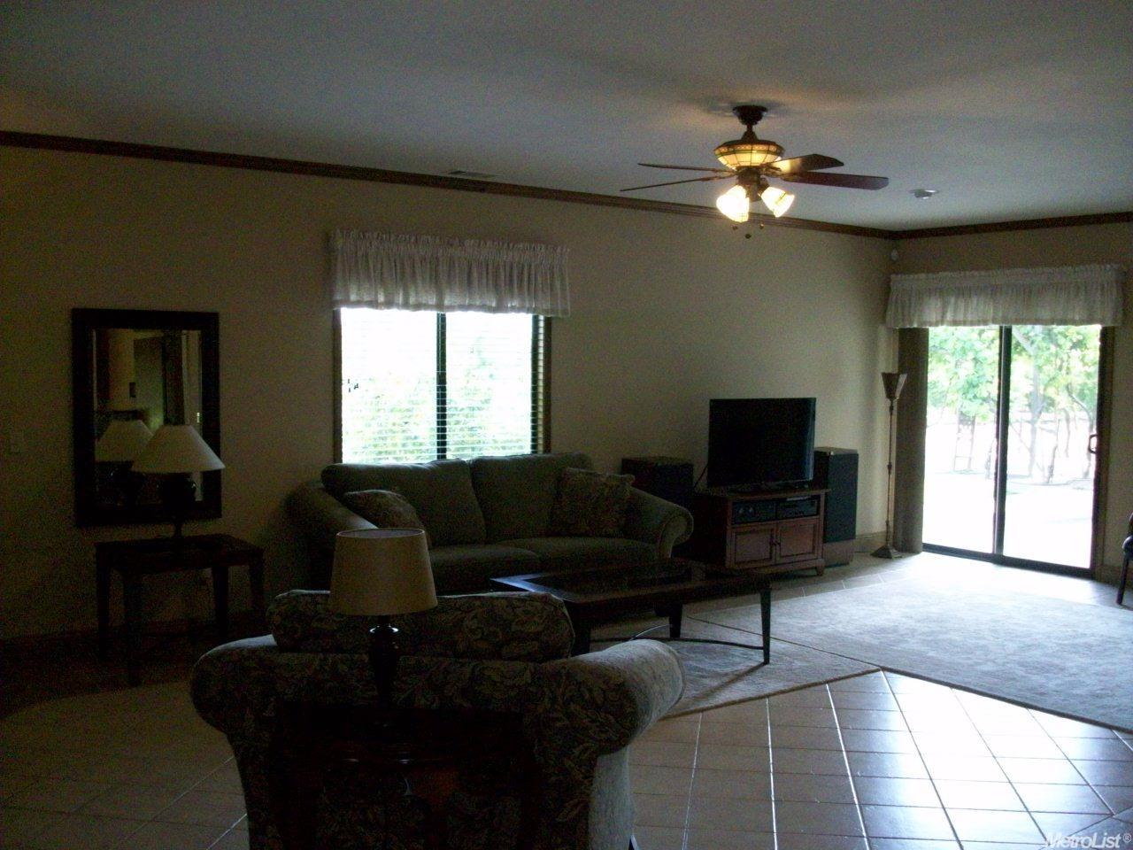 1087 W Sargent Rd, Lodi, CA 95242 photo 9