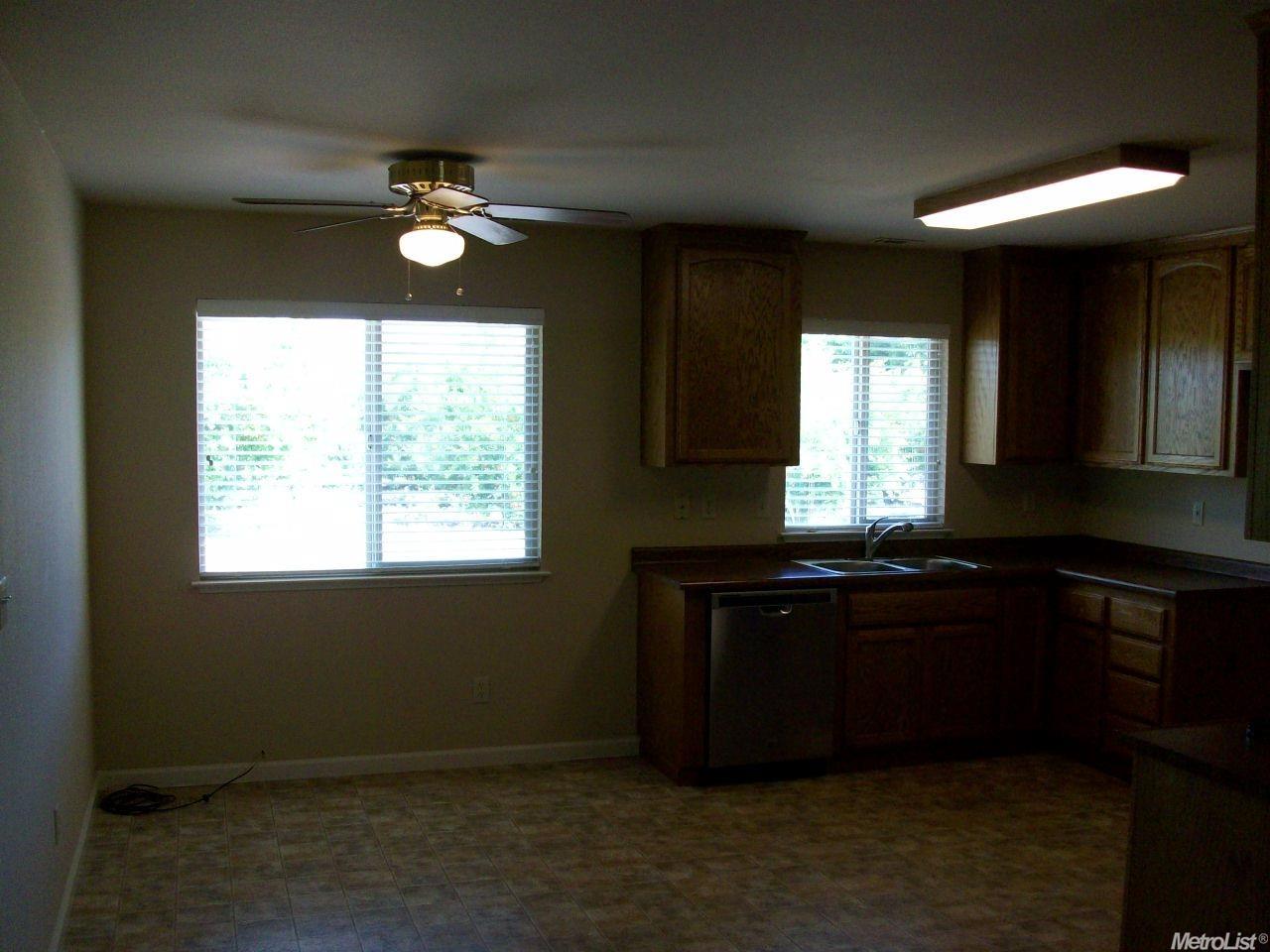 1087 W Sargent Rd, Lodi, CA 95242 photo 20