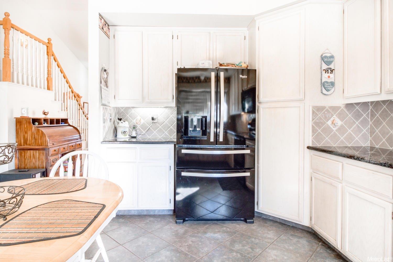 1036 Lourence Dr, Tracy, CA 95376 photo 4