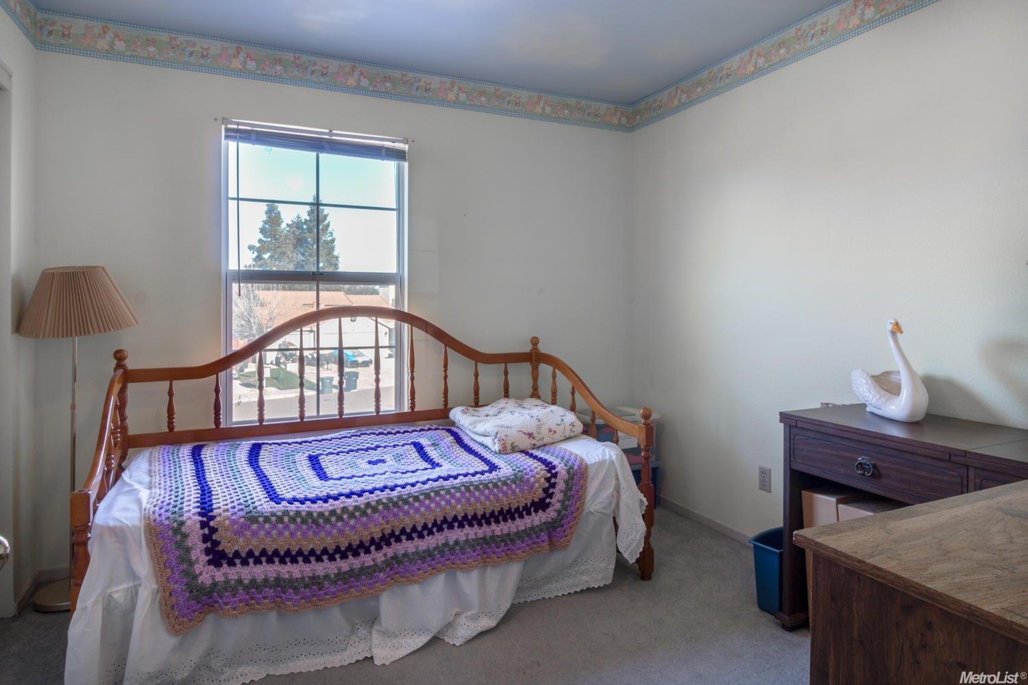 1036 Lourence Dr, Tracy, CA 95376 photo 11