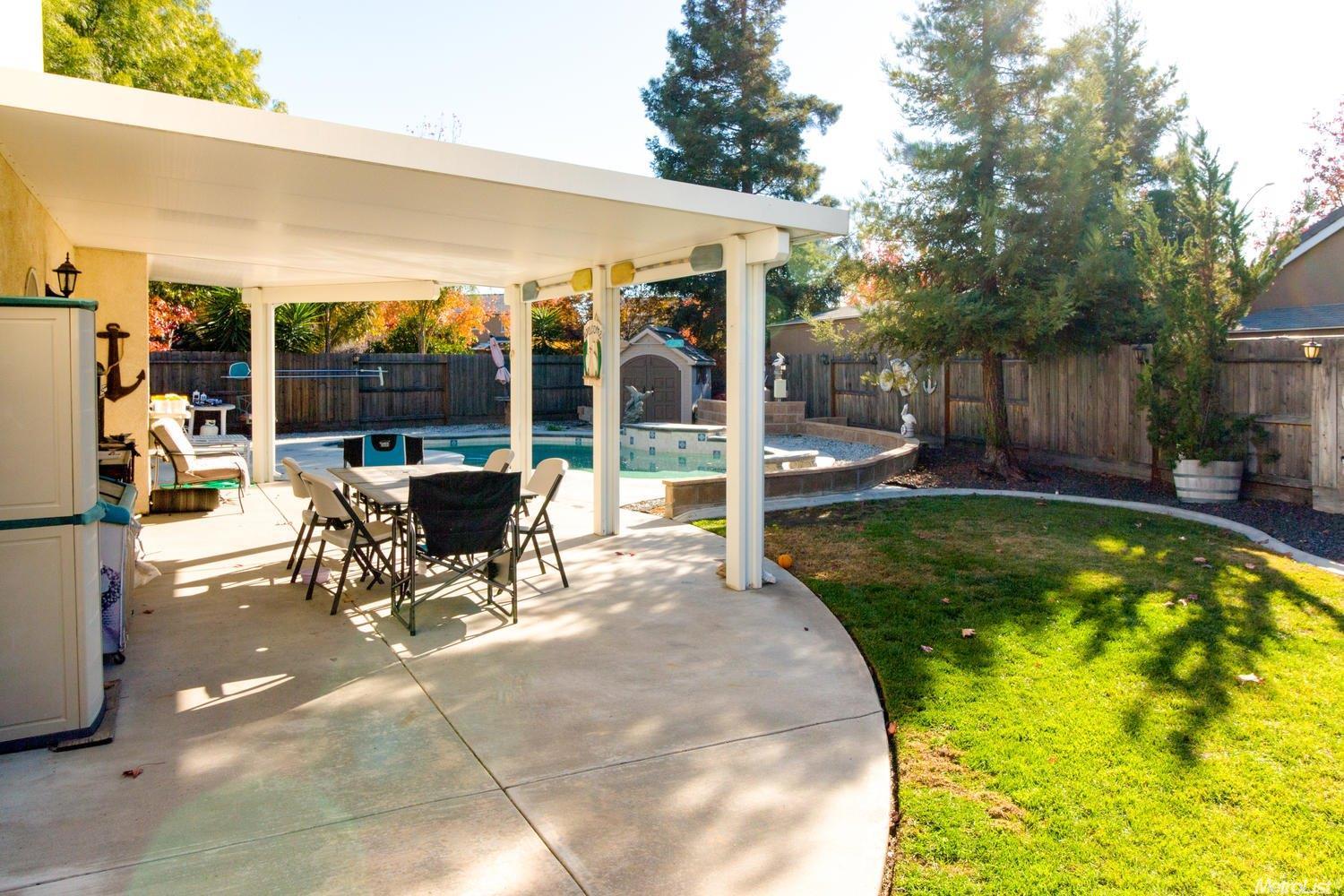 1036 Lourence Dr, Tracy, CA 95376 photo 14