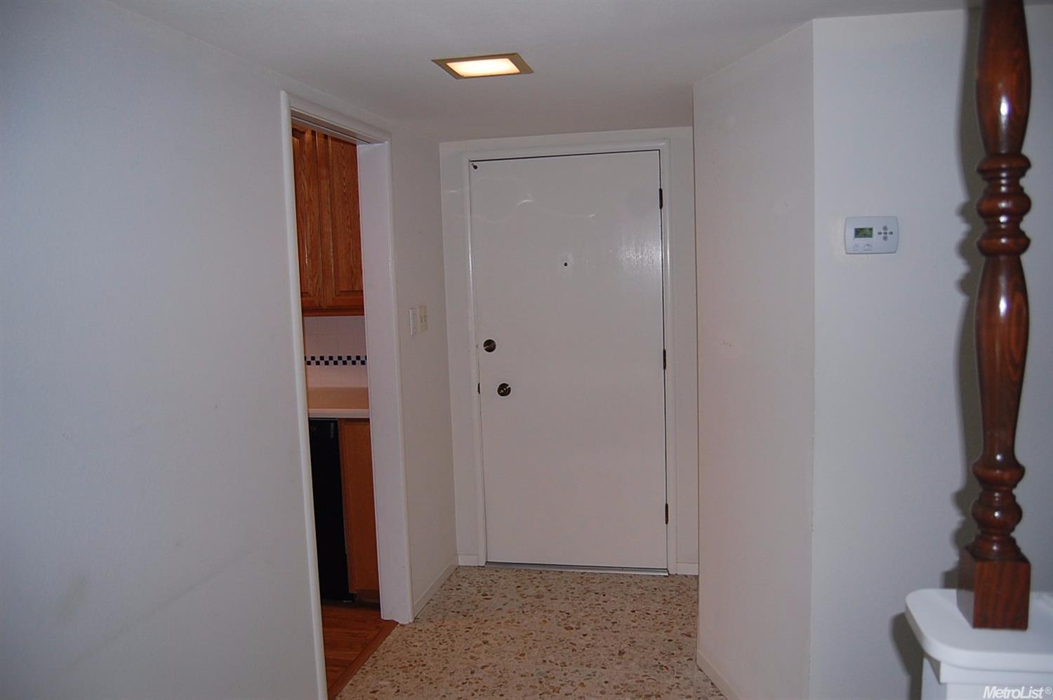 5013 Crestview Dr, Carmichael, CA 95608 photo 7