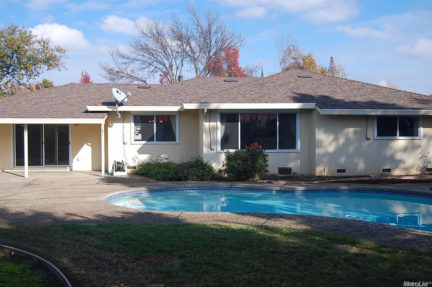 5013 Crestview Dr, Carmichael, CA 95608 photo 3