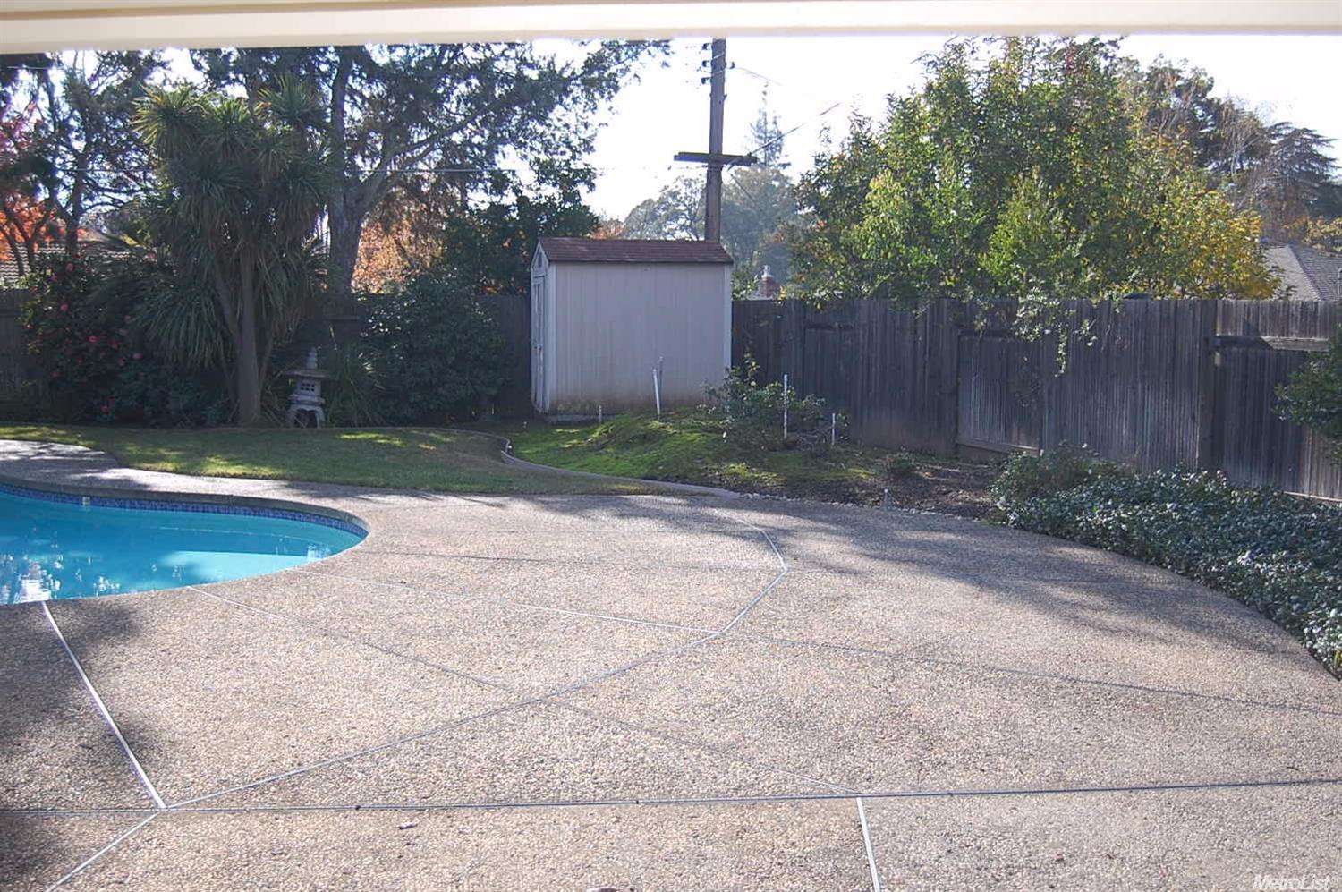 5013 Crestview Dr, Carmichael, CA 95608 photo 4
