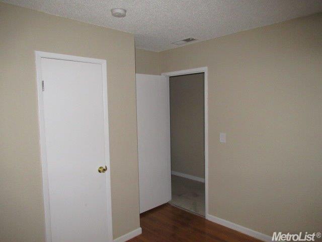 5931 Helva Ln, Carmichael, CA 95608 photo 11
