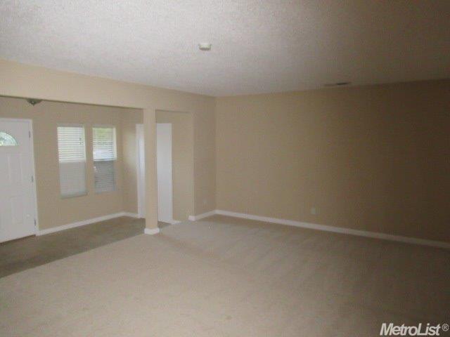 5931 Helva Ln, Carmichael, CA 95608 photo 2