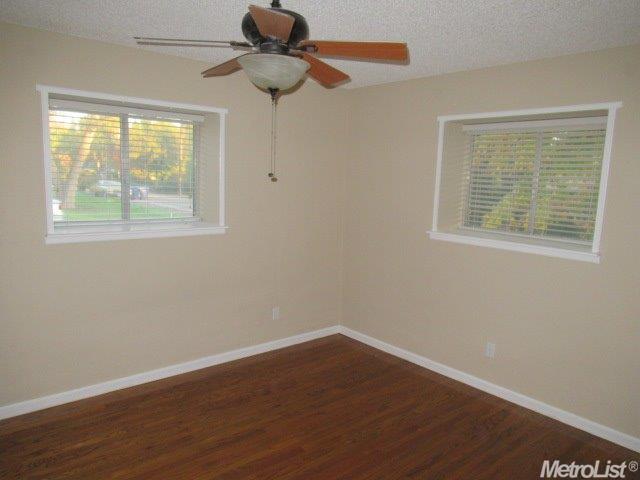 5931 Helva Ln, Carmichael, CA 95608 photo 8