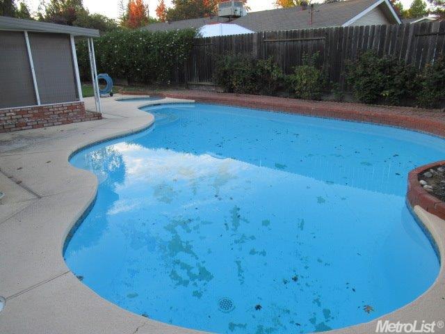 5931 Helva Ln, Carmichael, CA 95608 photo 15