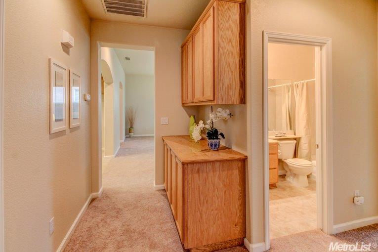 2119 Derrick Ave, Manteca, CA 95337 photo 9