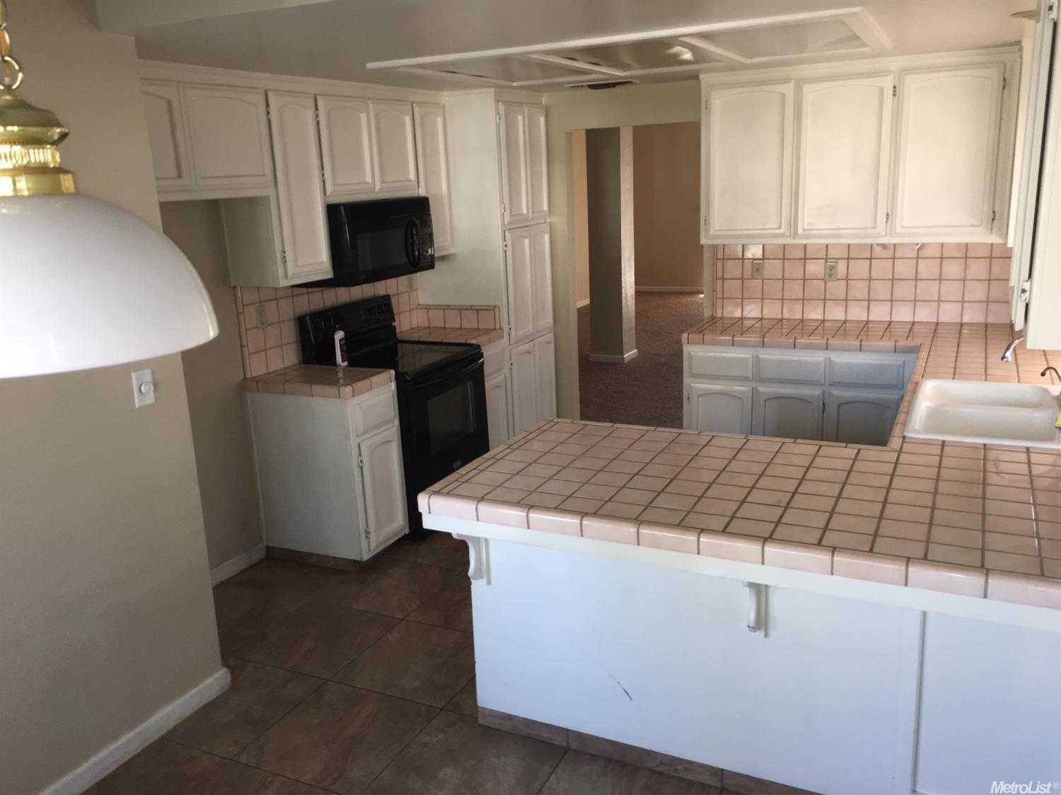 2064 Elwin Way, Modesto, CA 95350 photo 9