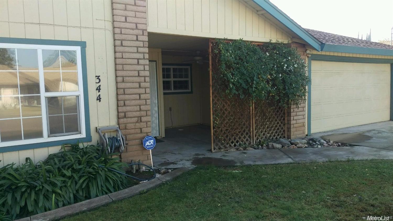 344 Emerald Dr, Merced, CA 95340 photo 2