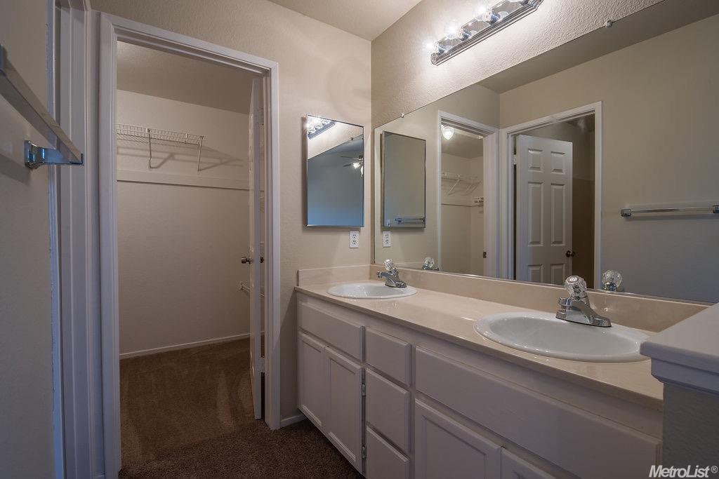 2532 Walnut Park Dr, Modesto, CA 95355 photo 14