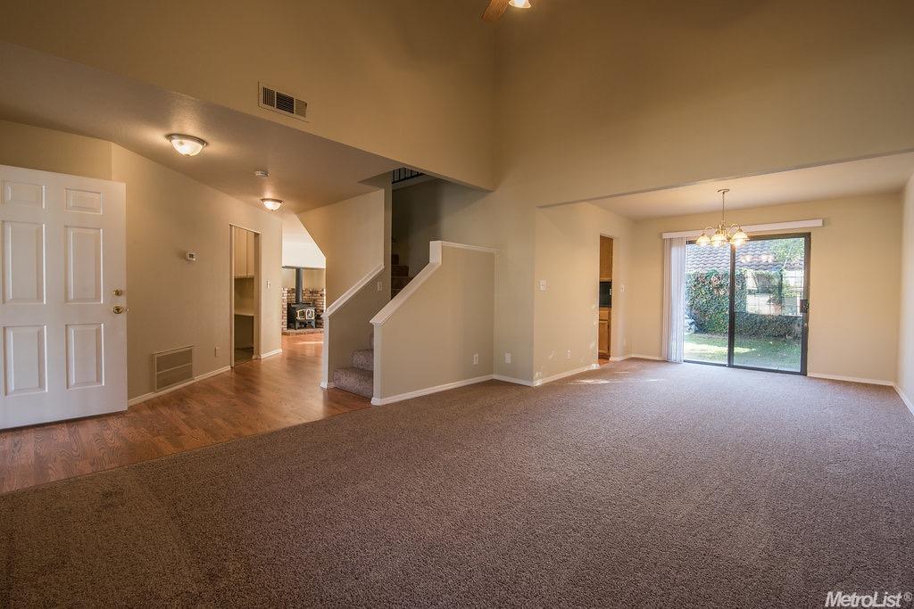 2532 Walnut Park Dr, Modesto, CA 95355 photo 4