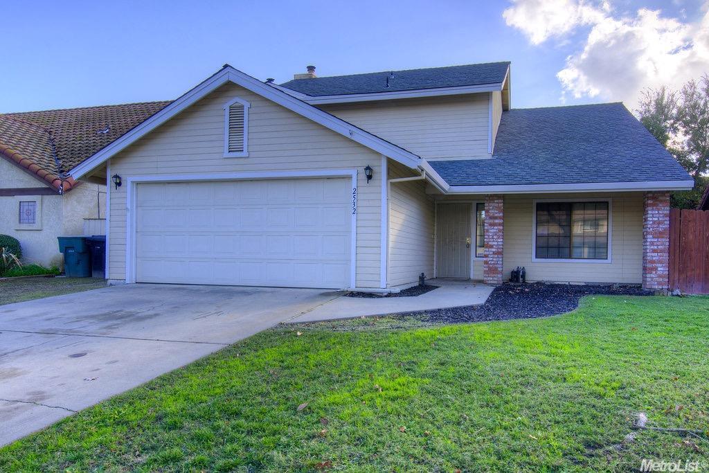 2532 Walnut Park Dr, Modesto, CA 95355 photo 2