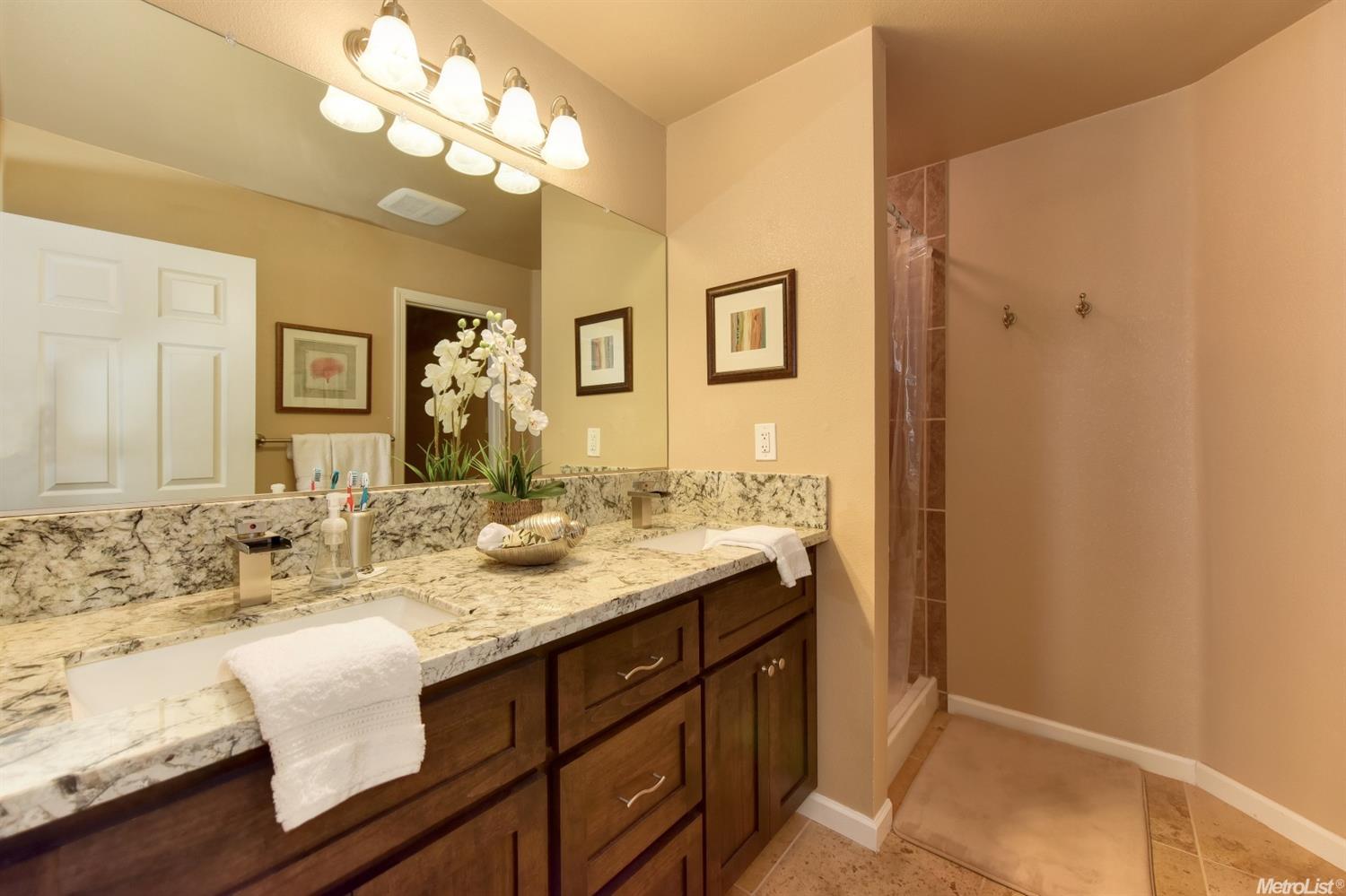 2828 Garfield Ave, Carmichael, CA 95608 photo 16