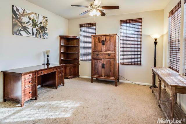 687 Courtyards Loop, Lincoln, CA 95648 photo 5